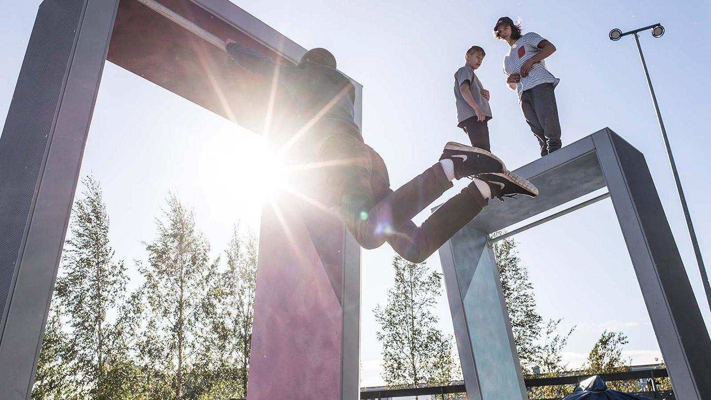 Lappset Group Oy:n parkour-tuotteita